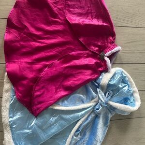 Pink and Blue Satin Capes Frozen Ana & Elsa